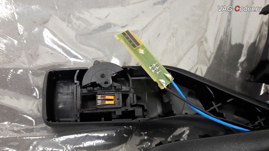 VW Golf VI Plus-2014м/г - диагностика и ремонт подрулевого переключателя в VAG-Coder.ru