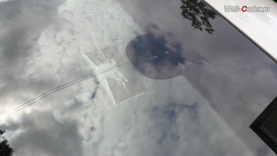 Skoda Octavia A7 Scout-2015м/г - трещина в лобовом стекле, доустановка камеры ассистентов - ассистент движения по полосе (Lane Assist), распознавание дорожных знаков и автопереключение Ближний-Дальний (FLA) в VAG-Coder.ru