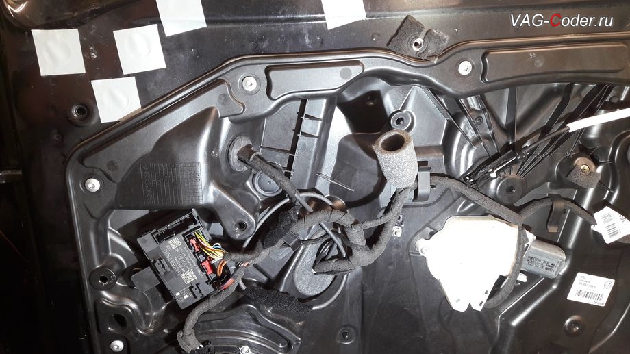 VW Touareg NF-2014м/г - доработка проводки дверей, доустановка пакета оборудования системы камер кругового обзора Area View (Ареа Вьюв) в VAG-Coder.ru