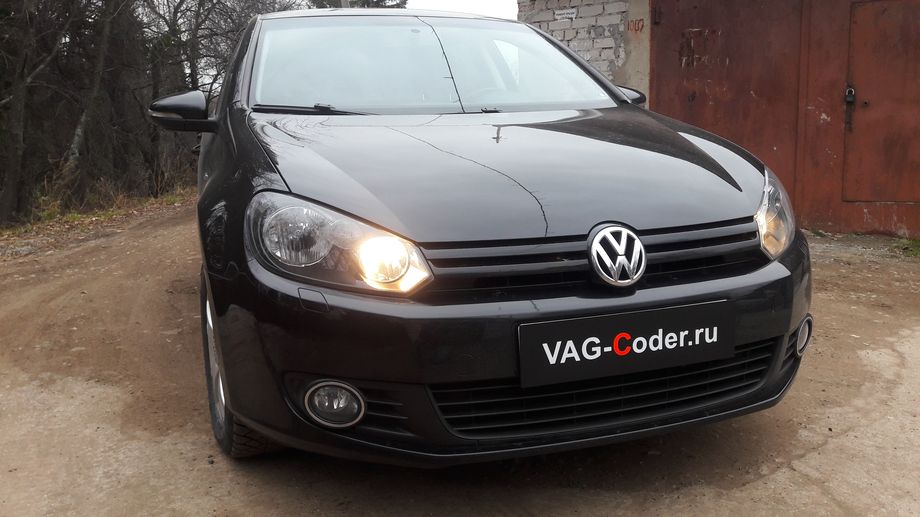 VW Golf VI-1,6MPI-МКП5-2013м/г - доустановка мультируля (MFL, руль с кнопками), доустановка круиз-контроля (GRA), замена простой приборки на расширенную панель комбинации приборов с MFA+ на Фольксваген Гольф 6 в VAG-Coder.ru в Перми