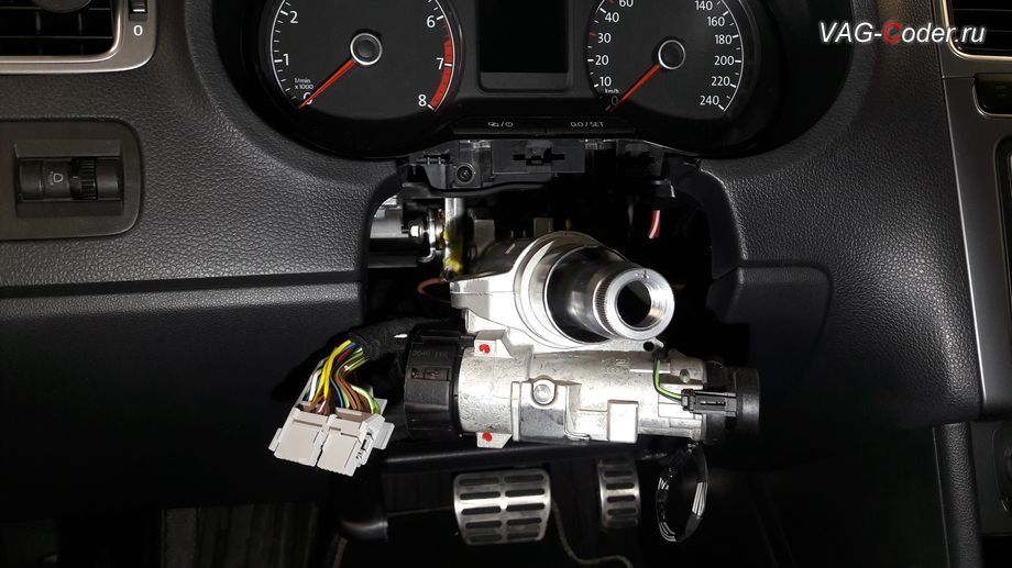 VW Polo Sedan-2017м/г - замена подрулевого блока переключателей (стрекозы), доустановка и активации функции круиз-контроля (GRA) в VAG-Coder.ru в Перми