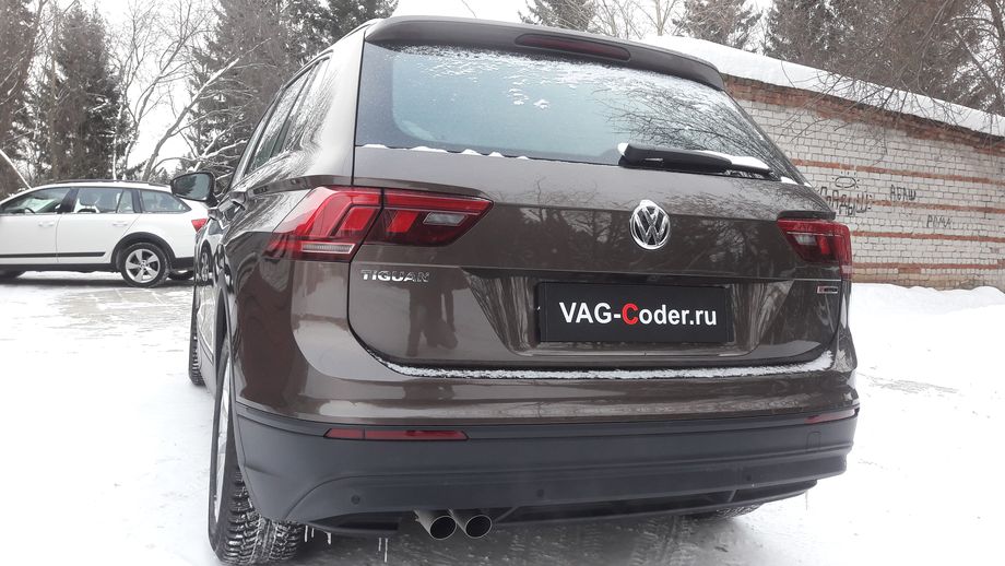 VW Tiguan NF-1,4TSI-4х4-DSG6-2020м/г - доустановка и калибровка на стенде, и активации пакета функций камеры ассистентов в ветром стекле - Ассистент управления дальним светом FLA (автоматическое переключение Ближнего-Дальнего света), Ассистент Движения по полосе Lane Assist (подруливания автомобиля по дорожной разметке, включая Адаптивное ведение по полосе), Ассистент Распознавания и отображение дорожные знаков в панели приборов Traffic Sign Detection (VZE) на Фольксваген Тигуан НФ в VAG-Сoder.ru в Перми