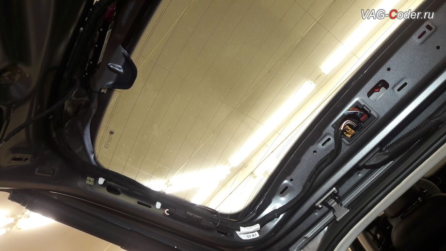Skoda Kodiaq-2019м/г - внешний вид жгута проводки в задней двери багажника, доустановка оригинального заводского оборудования электропривода задней двери багажника на Шкода Кодиак в VAG-Coder.ru в Перми