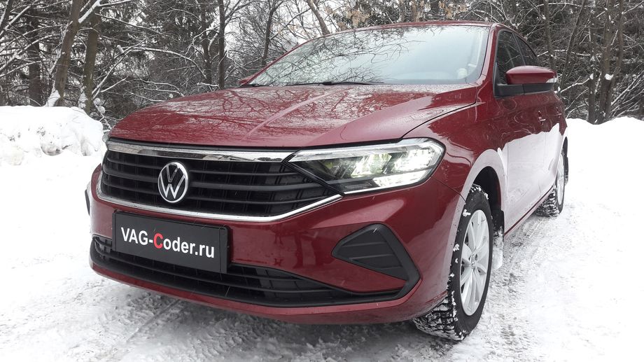 VW Polo Liftbeck-1,6MPI-АКПП6-2022м/г - доустановка оригинальной заводской камеры заднего вида в значок крышки багажника на Фольксваген Поло Лифтбек в VAG-Coder.ru в Перми