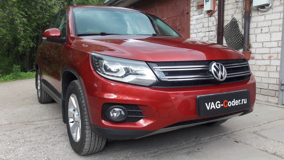 VW Tiguan-2,0TSI(CAWA)-4х4-АКПП6-2012м/г - обновление устаревшей прошивки блока управления Двигателя 2,0TSI(CAWA), устаревшей прошивки блока управления системы ABS, устраняющее программный сбой со слишком длинным тормозным путем, обновлению устаревшей прошивки блока управления Haldex (Халдекс), имеющее сбойное программное обеспечение блока управления полного привода на Фольксваген Тигуан в VAG-Coder.ru в Перми