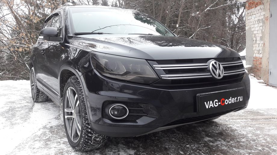 VW Tiguan-2,0TSI(CAWA)-4х4-АКПП6-2014м/г - обновление устаревшей прошивки блока управления двигателя 2,0TSI(CAWA) с отображением температуры масла двигателя в панели комбинации приборов, и обновление устаревшей прошивки блока управления Haldex (Халдекс), имеющее сбойное программное обеспечение блока управления полного привода на Фольксваген Тигуан в VAG-Coder.ru в Перми