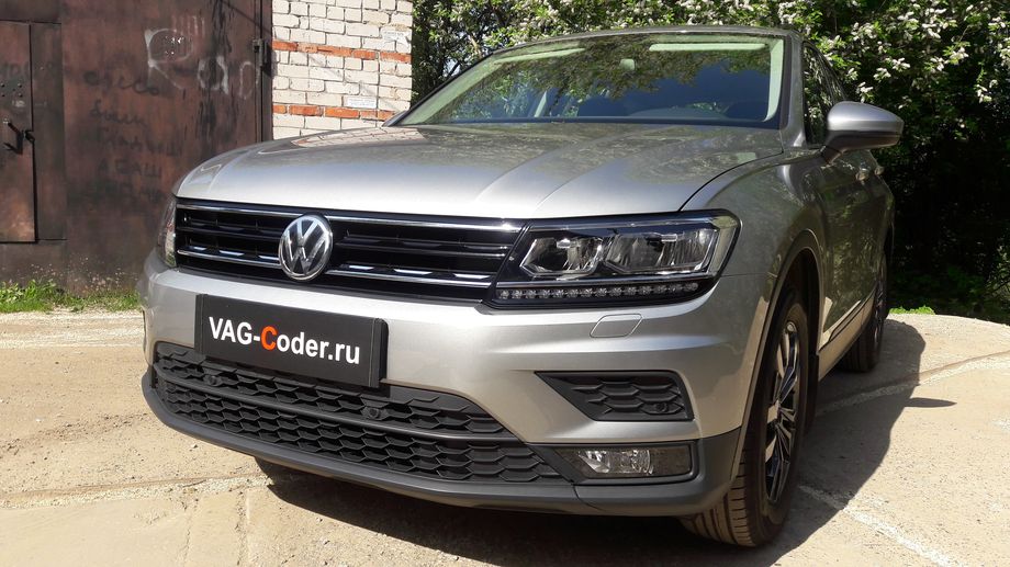 VW Tiguan NF-1,4TSI-4х4-DSG6-2020м/г - работы по доустановке салонного зеркала заднего вида с автозатемнением на Фольксваген Тигуан НФ в VAG-Coder.ru в Перми