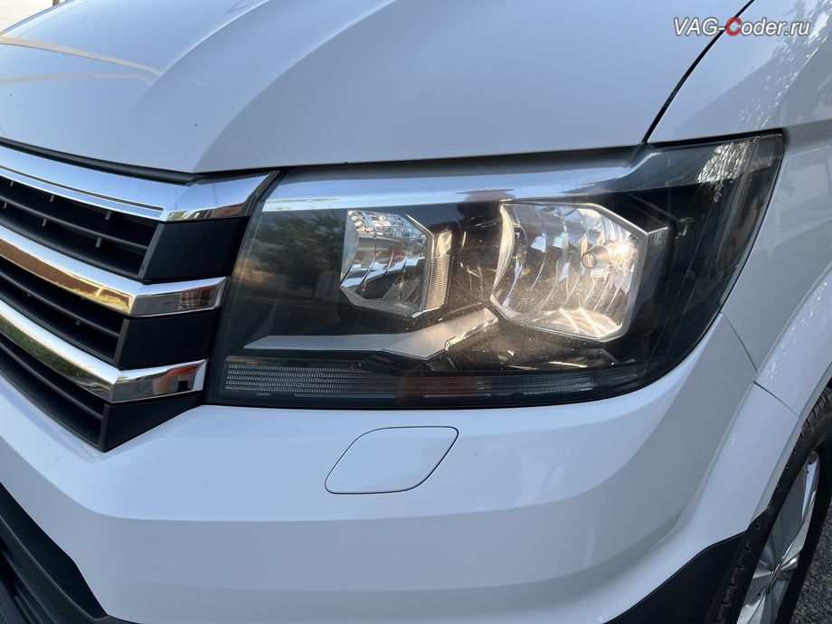 VW Crafter 2-2020м/г - стоковые галогеновые фары, замена стоковых галогеновых фар на заводские оригинальные фары LED Low на Фольксваген Крафтер 2 в VAG-Coder.ru в Ростове-на-Дону