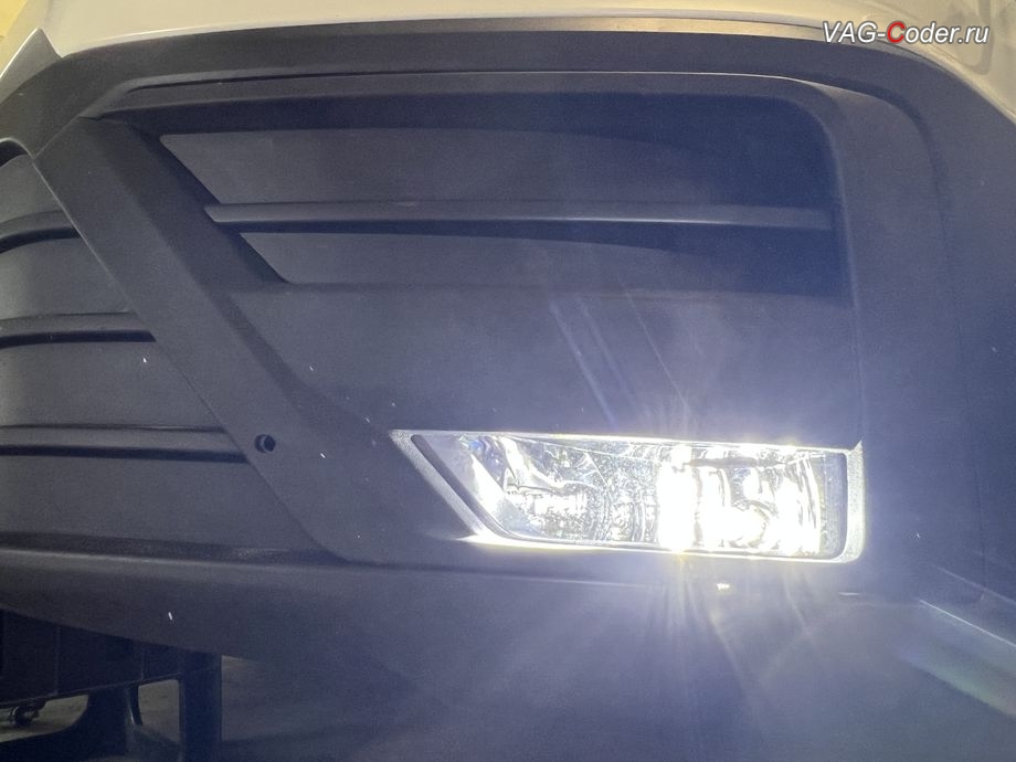 VW Crafter 2-2020м/г - внешний вид работы доустановленной передней ПТФ, доустановка передних противотуманных фар (ПТФ) на Фольксваген Крафтер 2 в VAG-Coder.ru в Ростове-на-Дону