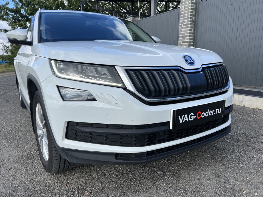 Skoda Kodiaq-2,0TDI-4х4-DSG7-2021м/г - программное устранение ошибки и сбоя работы неисправного блока управления системы телематики (ошибки - SOS и Оранжевая/Красная индикация Глонасс) и восстановление работы блока системы телематики, и обновление устаревшей прошивки блока управления модуля аварийного вызова и коммуникации Эра-Глонасс (OCUGen3High, 75-й блок) устраняющей самопроизвольный разряд АКБ в блоке Глонасс на Шкода Кодиак в VAG-Coder.ru в Ростове-на-Дону