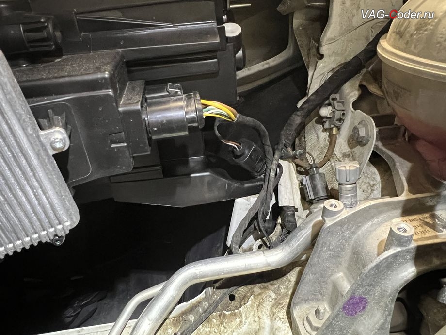 VW Taos USA-2021м/г - внешний вид после кросс-перепиновки разъемов LED-фар IQ.Light, доустановка и программная прописка замененных фар на европейские LED-фары IQ.Light на Фольксваген Таос Америка в VAG-Coder.ru в Ростове-на-Дону